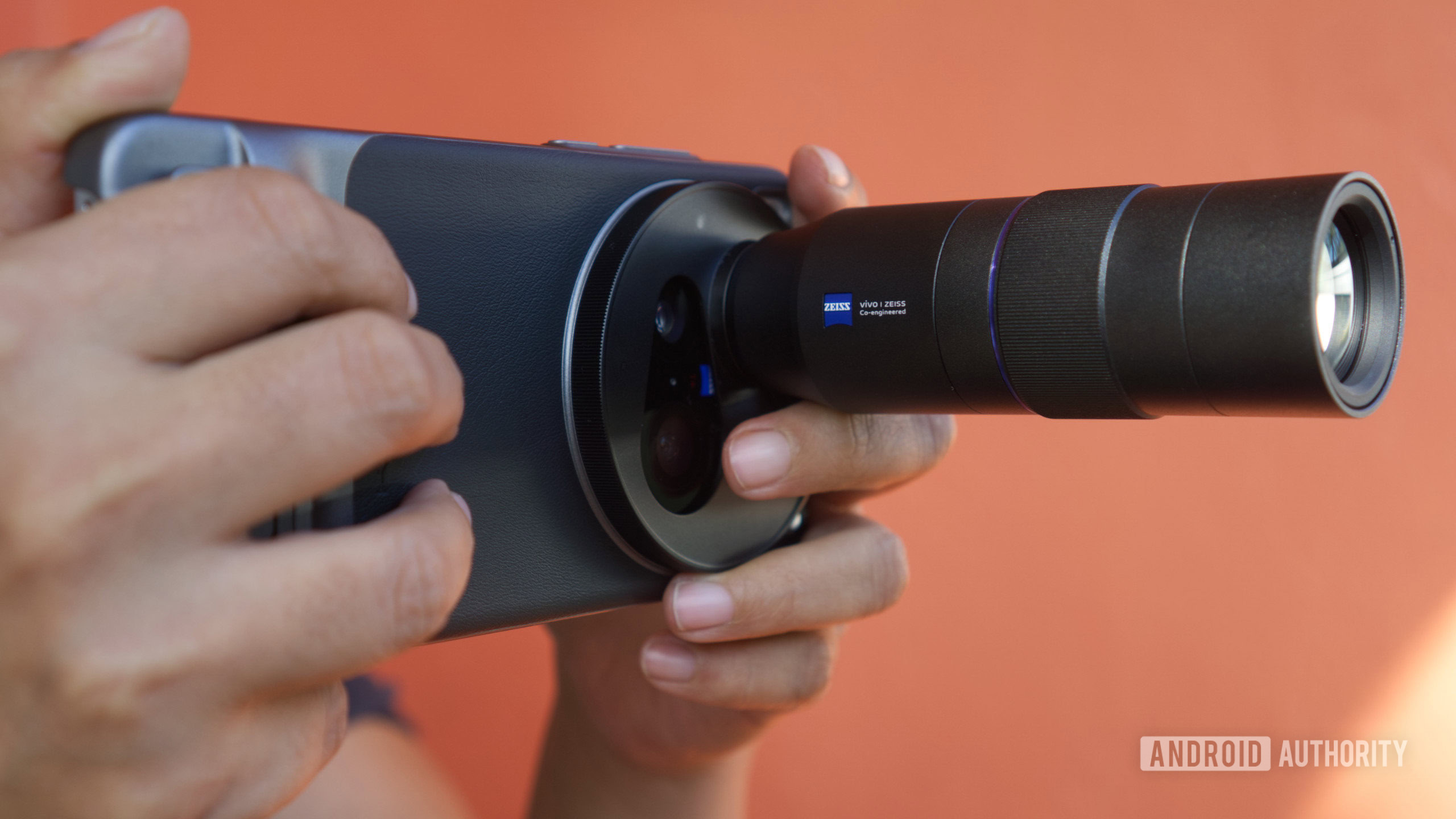 Best Practices for Using Telephoto Lenses - visual representation