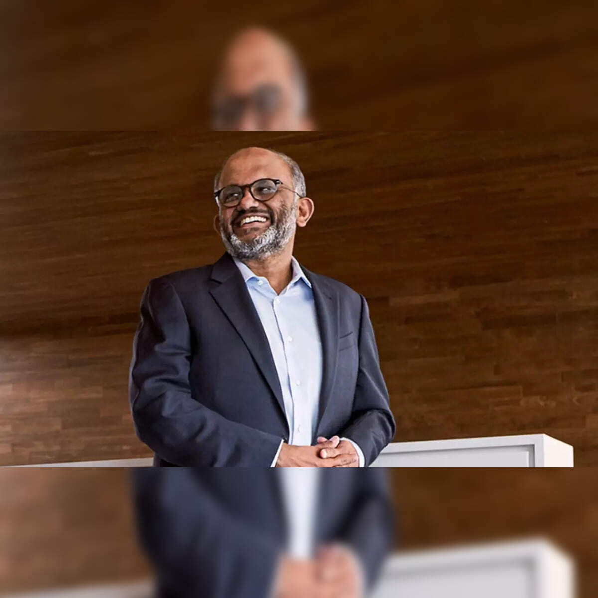 Narayen's Leadership Style - visual representation