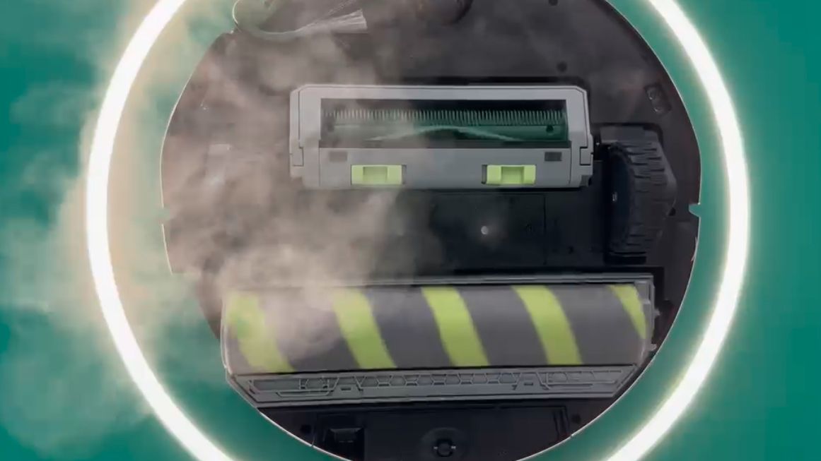 The new flagship Roomba has a unique mopping feature for tackling dried-on dirt — and it might be the thing that restores iRobot to its former robovac glory | TechRadar
