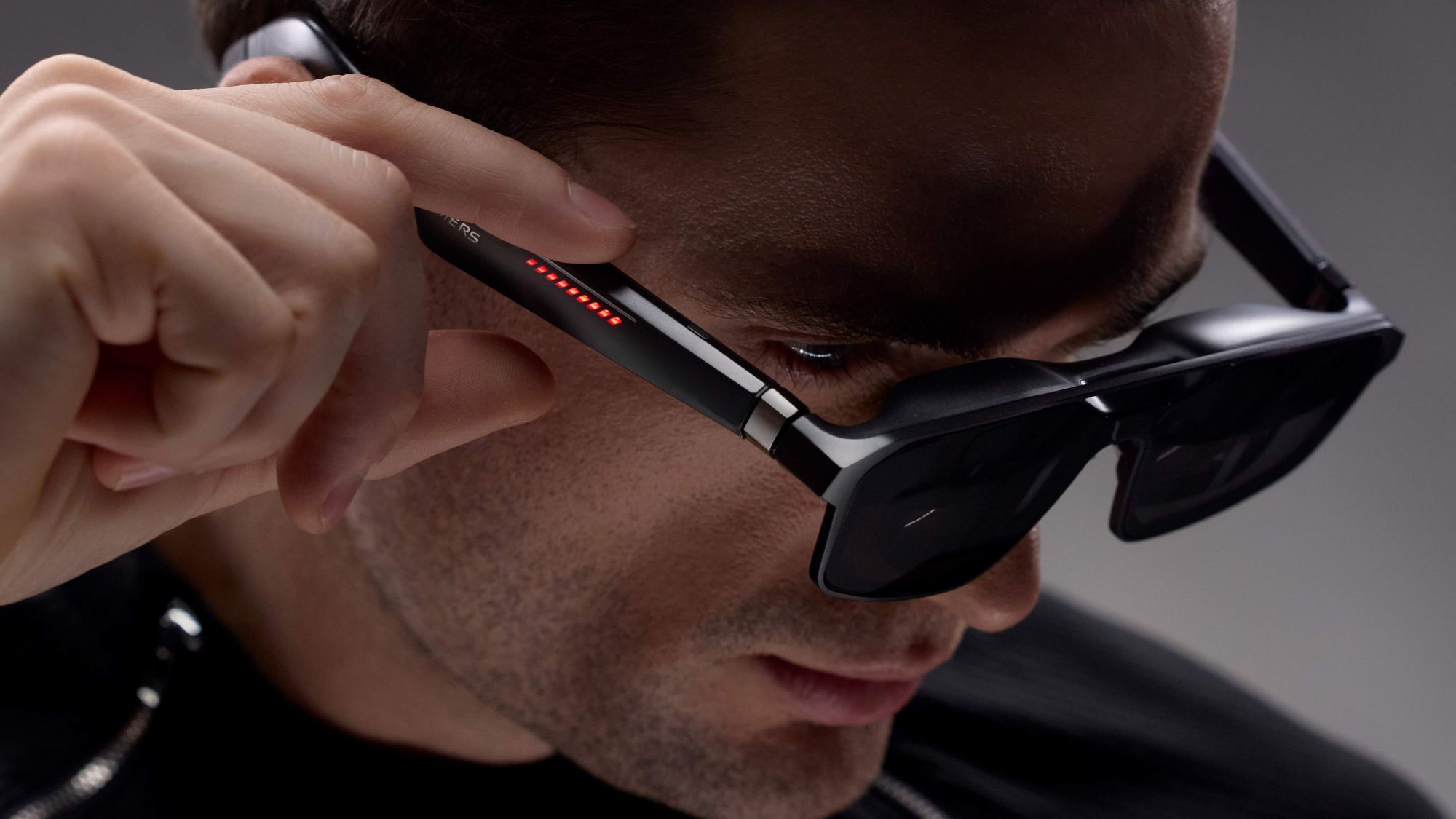 Understanding the ROG Xreal R1 Glasses - visual representation