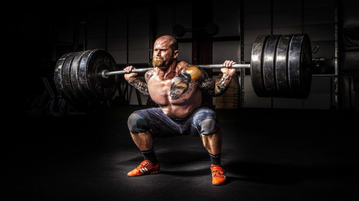 The physics of how Olympic weightlifters exploit barbell's "whip" - Ars Technica