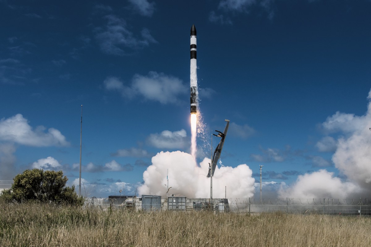 Rocket Lab's Archimedes Engine Troubles: The Cost of Scaling - visual representation