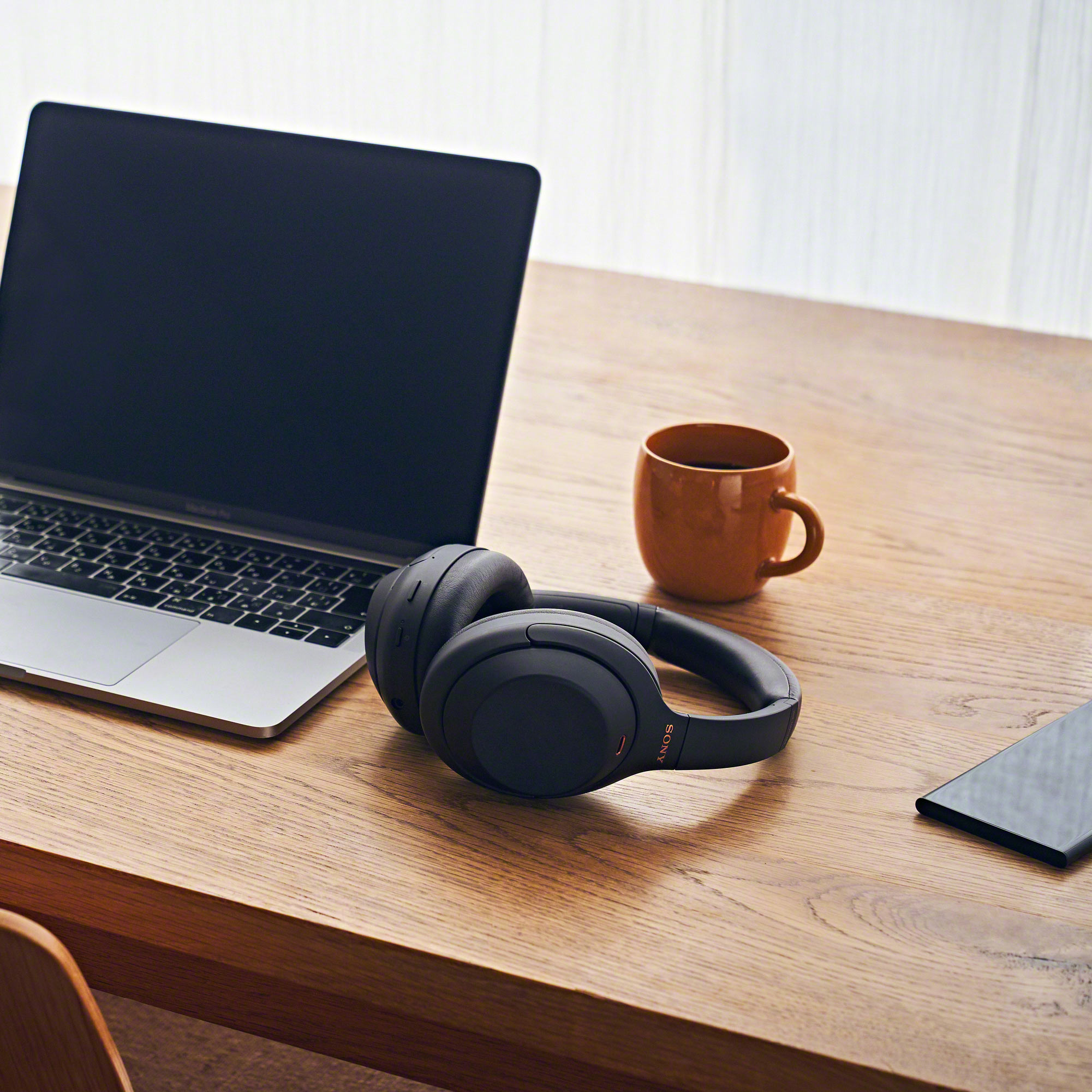 Future Trends in Tech Shopping - visual representation