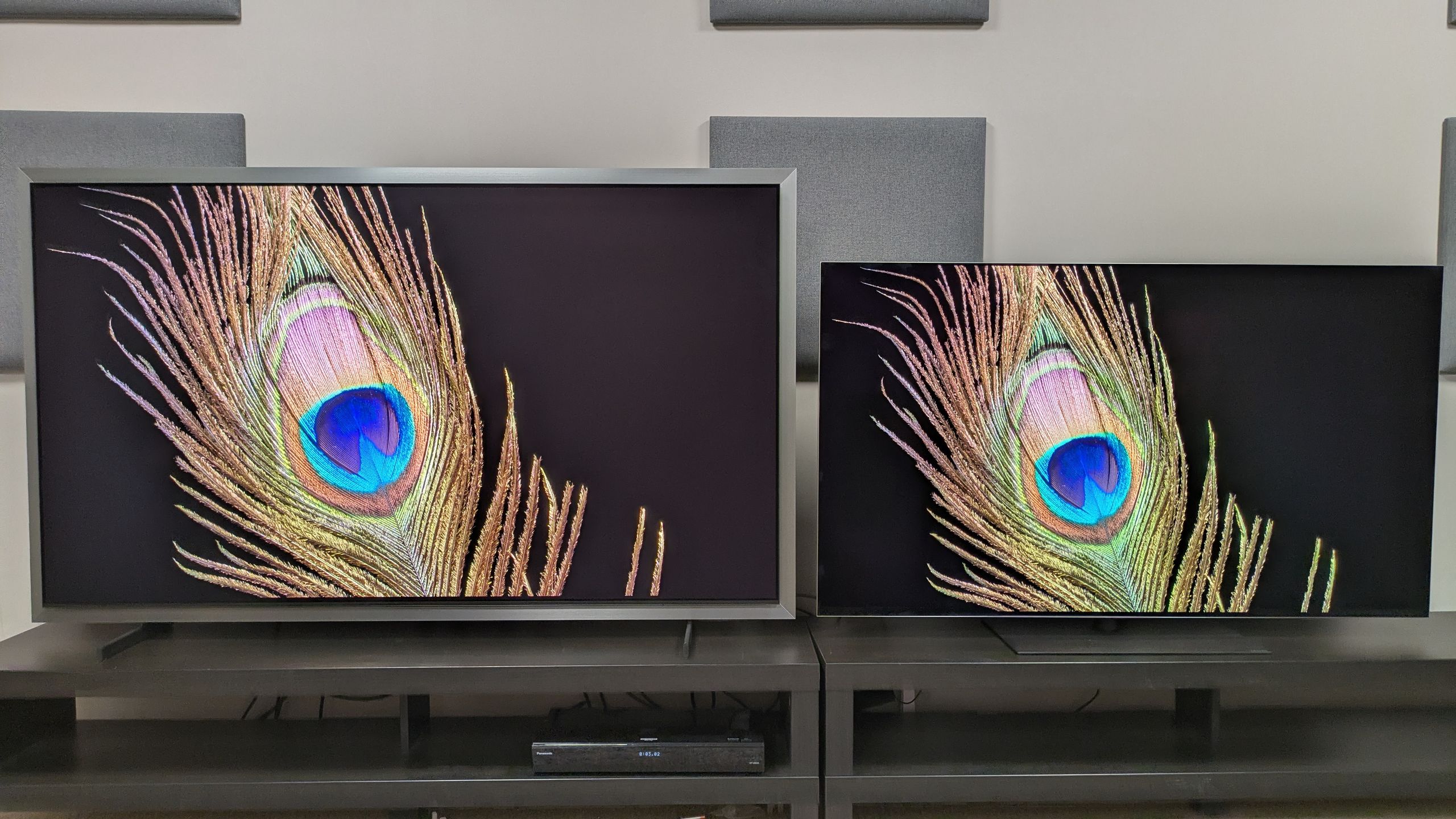 The Ultimate Showdown: Samsung vs. LG OLED TVs for Bright Rooms in 2025