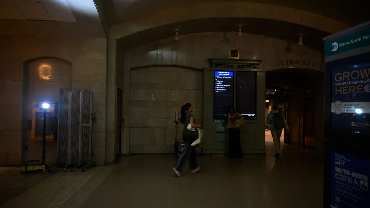 User Trust and Communication Lessons - visual representation