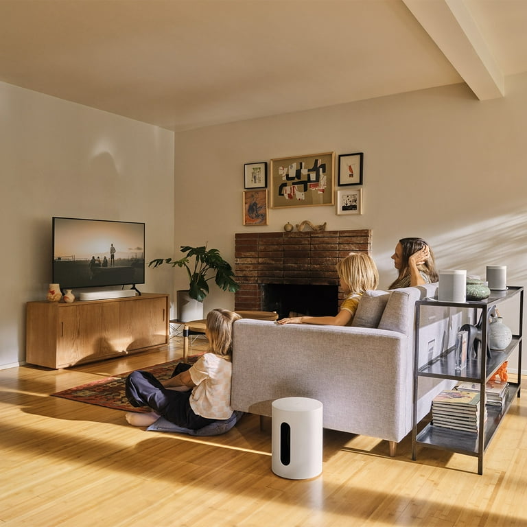 Home Entertainment: LG and Hisense - visual representation