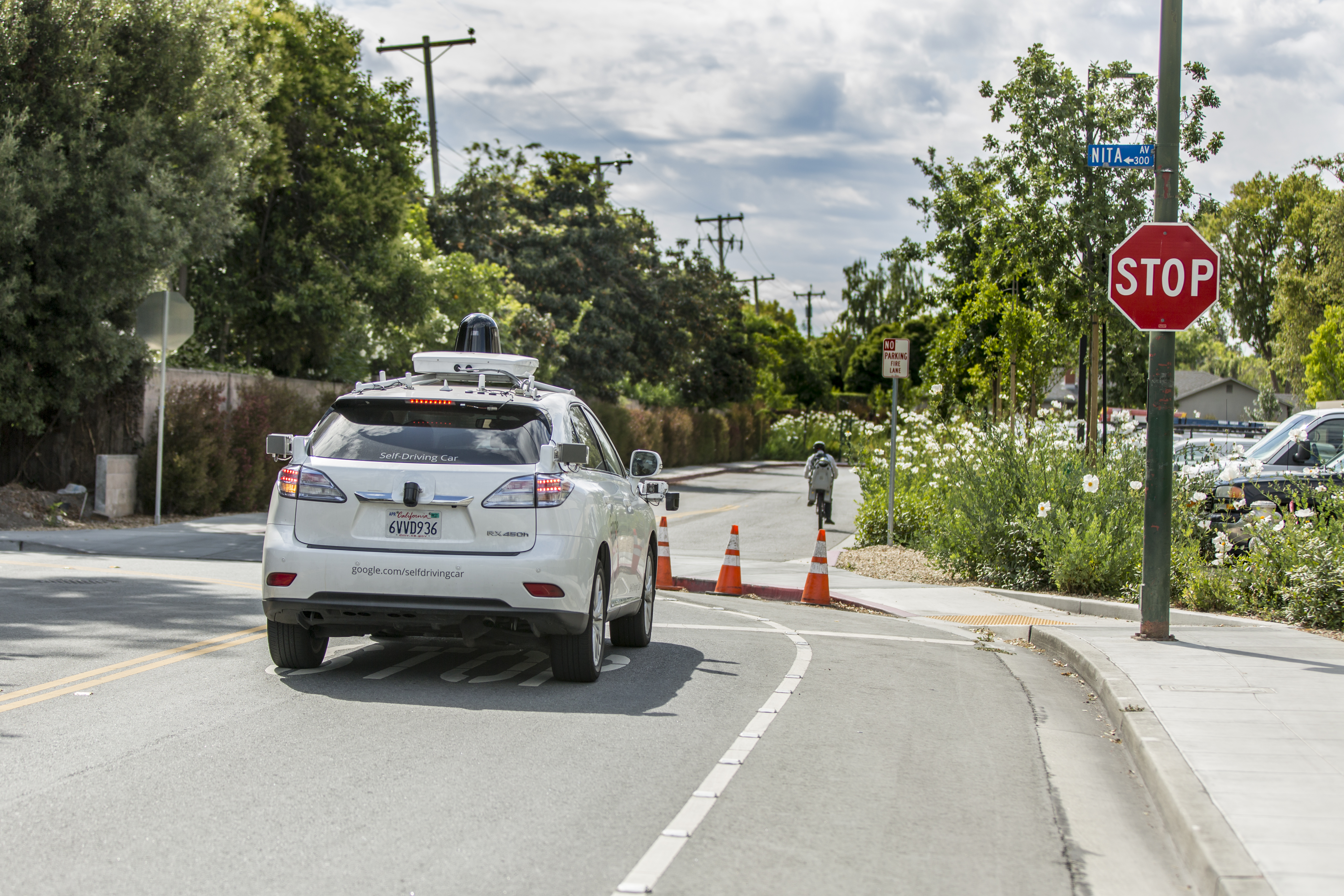 The Problem: Navigating Construction Zones - contextual illustration