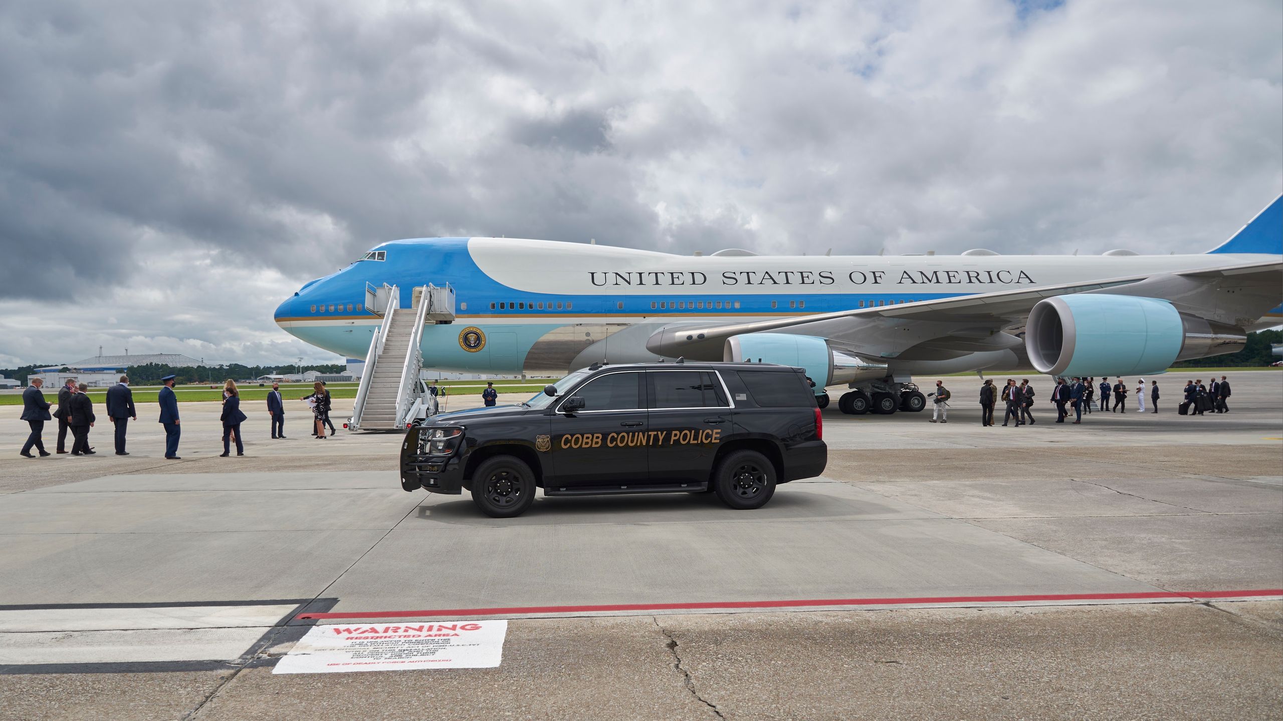 US Secret Service personnel are putting the lives of America’s VIPs at risk by refusing to use government-issued phones — but they might not be up to the job in the first place | TechRadar