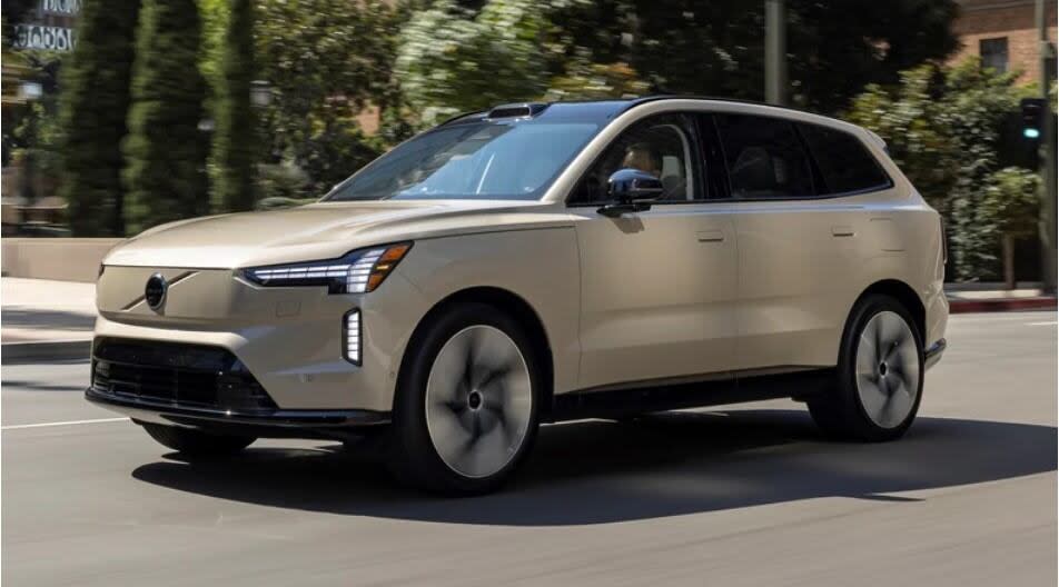 Competitive Positioning: Where the EX60 Stands - visual representation