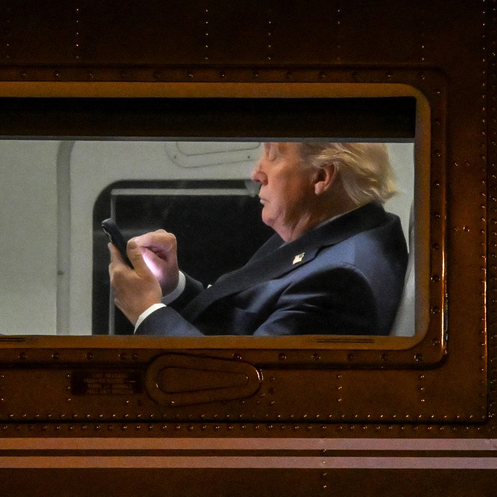 Crisis Communication: When Shitposting Becomes Dangerous - visual representation