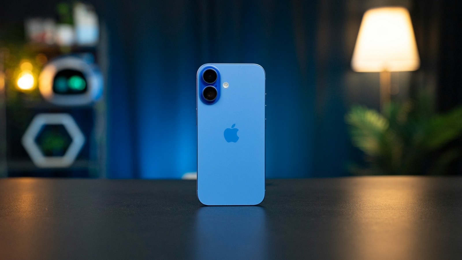 The Ecosystem Lock-In Paradox - visual representation