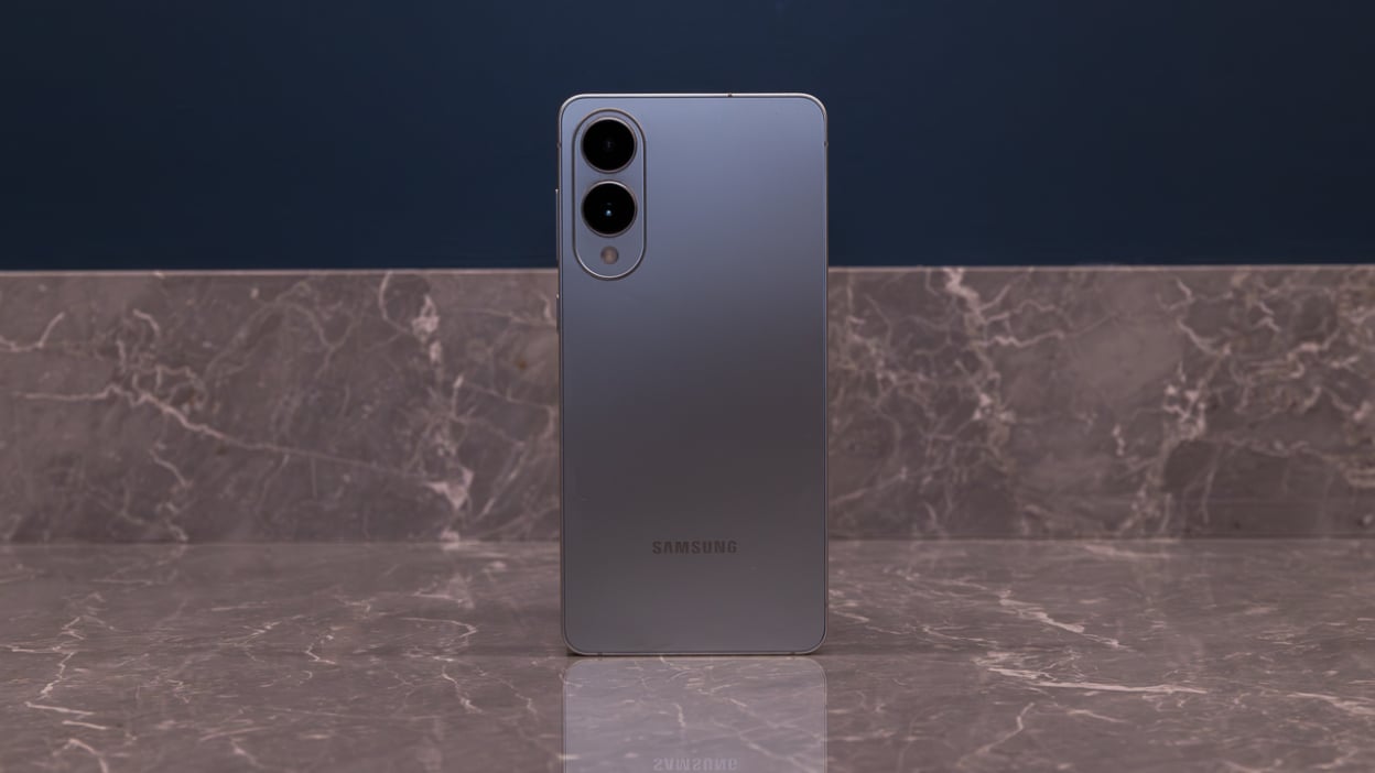 The Foldable Phone Gamble That Partially Paid Off - visual representation