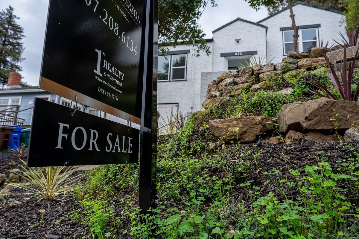 The Carbon Emissions Calculation in Real Estate Decision-Making - visual representation