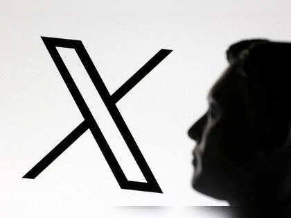 Comparative Platform Reliability: How X Stacks Up - visual representation