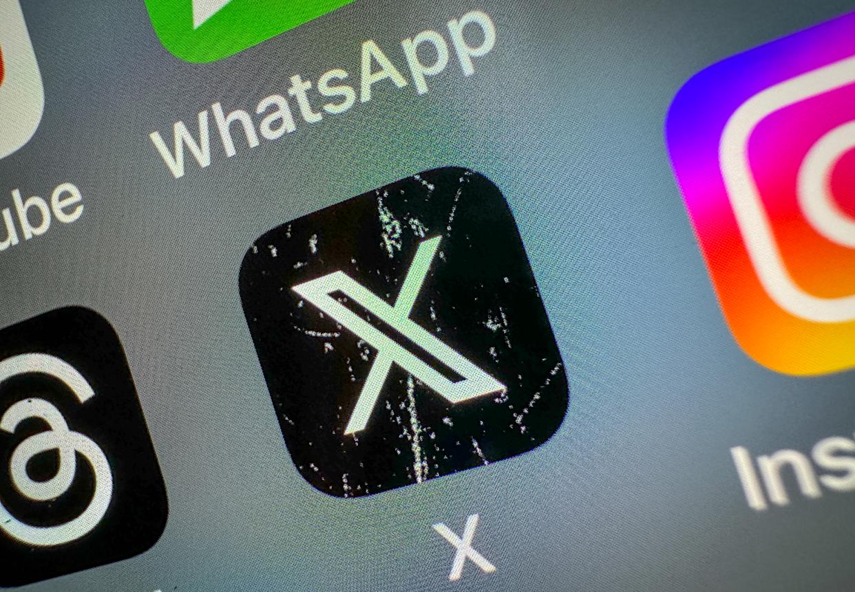 Mastodon's Community-First Model - visual representation