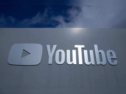 Future: Will YouTube Outages Become More or Less Common? - visual representation